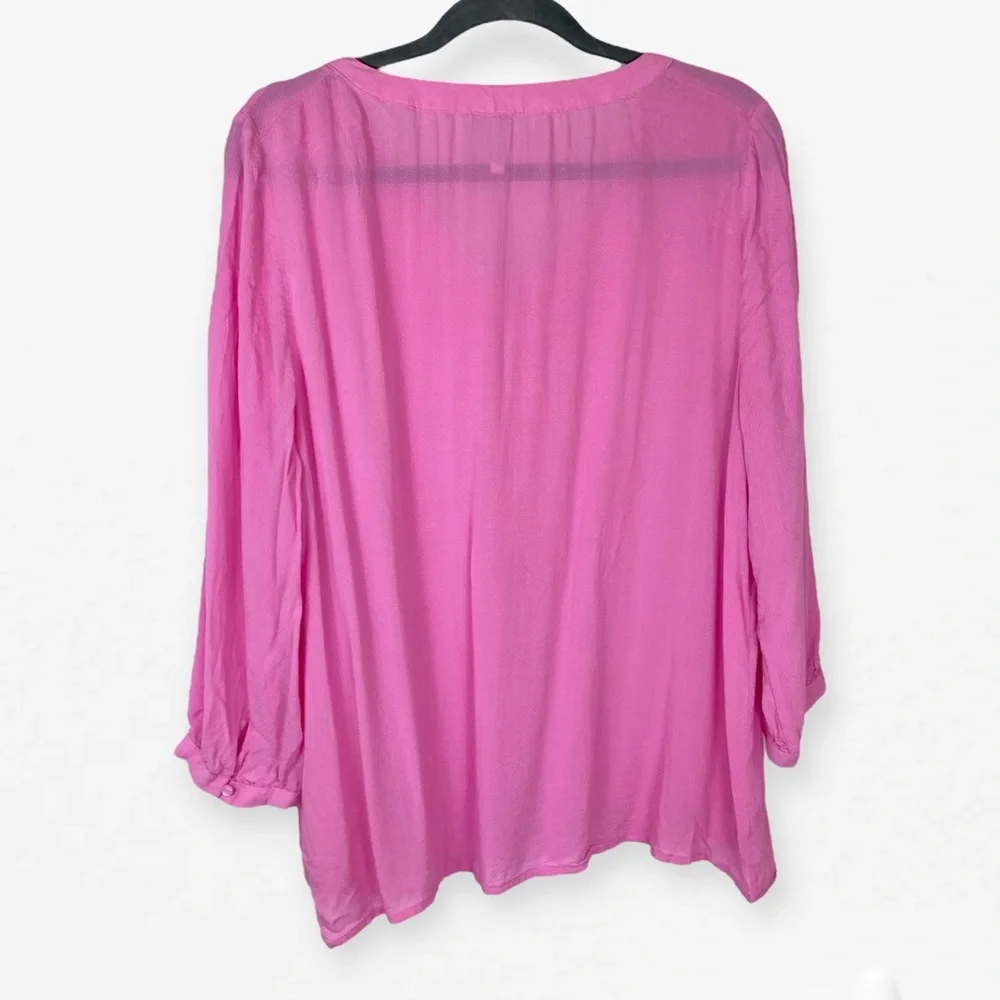 Elle Pink Flutter Sleeve Blouse Relaxed Style v-neck blouse top - Picture 6 of 9